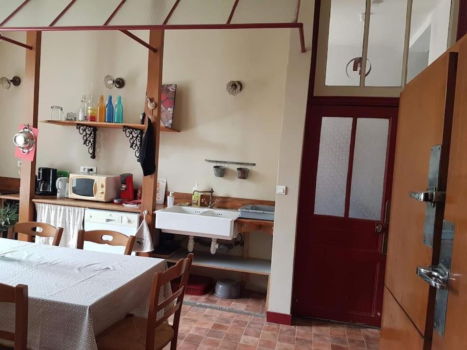 Grande Maison De Ville Entre Terre Et Mer Malestroit 외부 사진